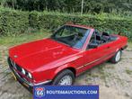 BMW E30 325i Cabriolet | 1986 | Route 66 Auctions, Auto's, Oldtimers, Overige carrosserieën, Zwart, Bedrijf, Handgeschakeld