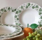 Set van 4 Vintage Borden Churchill Staffordshire Verdigris, Huis en Inrichting, Overige materialen, Ophalen of Verzenden, Zo goed als nieuw