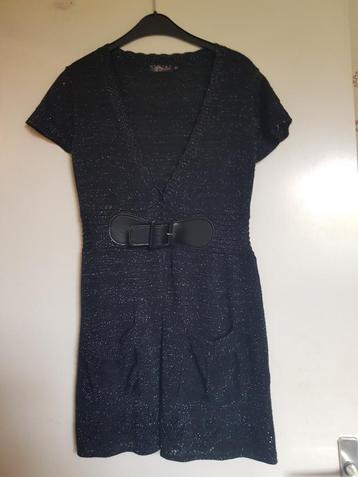 Feestelijk vest Maat: M/L maar valt meer als M NIEUW beschikbaar voor biedingen