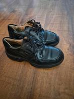 Schoenen, Ophalen, Zo goed als nieuw