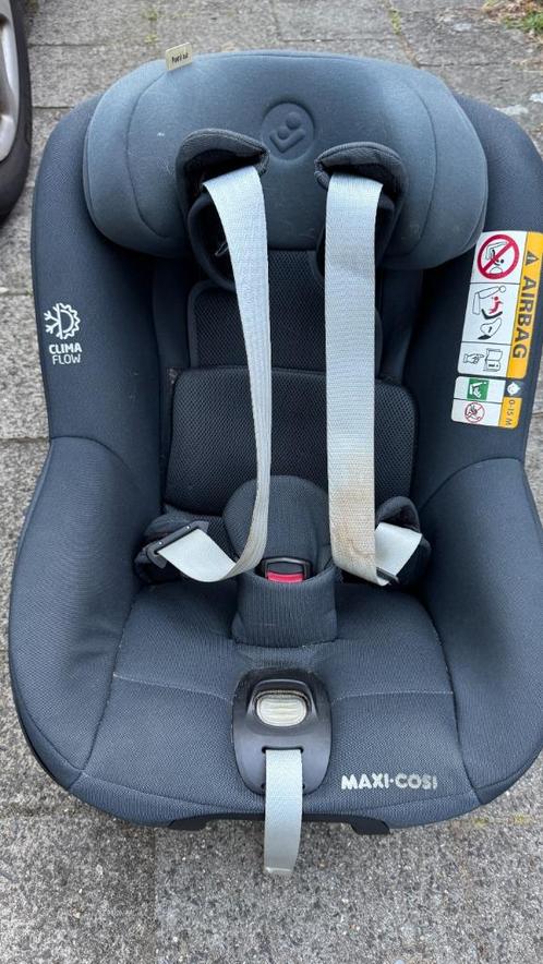 Maxi-Cosi Pearl 360 i-Size  Graphite + FamilyFix 360 Base, Kinderen en Baby's, Autostoeltjes, Gebruikt, Maxi-Cosi, 9 t/m 18 kg