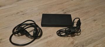 Lenovo 230W Oplader - Krachtige Adapter beschikbaar voor biedingen