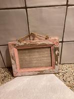 Leuke fotolijst roze, Ophalen of Verzenden, Zo goed als nieuw, Hout, Minder dan 50 cm