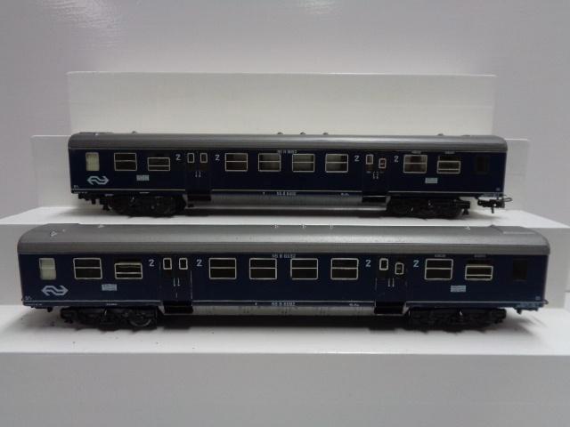 Marklin(set1) 2x 4049 personenrijtuig NS (H0), Hobby en Vrije tijd, Modeltreinen | H0, Gebruikt, Wagon, Wisselstroom, Märklin