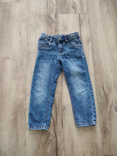 Prachtige blauwe spijkerbroek van Blue Seven, maat 98. Jeans, Kinderen en Baby's, Kinderkleding | Maat 98, Zo goed als nieuw, Jongen