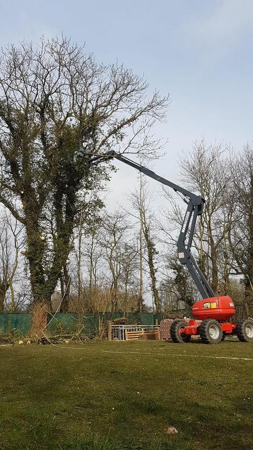 Hoogwerker Manitou te huur, Zakelijke goederen, Machines en Bouw | Liften, Steigers en Ladders, Ophalen of Verzenden