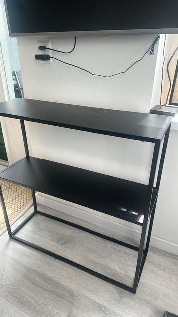 Tvmeubel side table zwart in hele goede staat beschikbaar voor biedingen