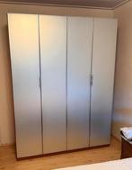 Grote kledingkast met melkglazen deuren - 240cm hoog, Huis en Inrichting, Kasten | Kledingkasten, Ophalen, Gebruikt, 200 cm of meer