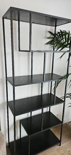 Industriële kast, Ophalen, Zo goed als nieuw