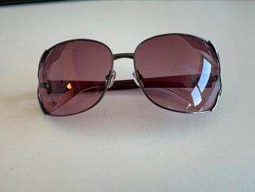 Tommy Hilfiger dames zonnebril roze rood design vintage beschikbaar voor biedingen