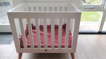 TWF babybox wit beschikbaar voor biedingen