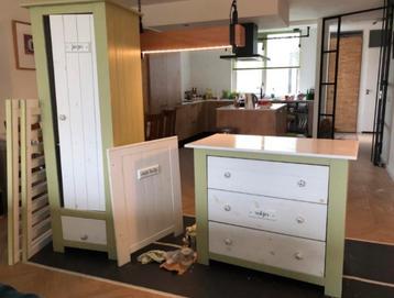 Complete Babykamer beschikbaar voor biedingen