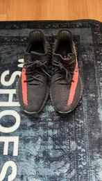 Yeezy boost 350 v2 core black red, Zwart, Ophalen of Verzenden, Adidas, Sneakers of Gympen