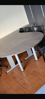 Groot bureau - Kantoormeubel in goede staat, Huis en Inrichting, Bureaus, Ophalen of Verzenden, Zo goed als nieuw, Bureau