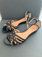 Sandalen zwart lak/panterprint maat 40,5, Zwart, Nieuw, Sandalen of Muiltjes, Ophalen of Verzenden