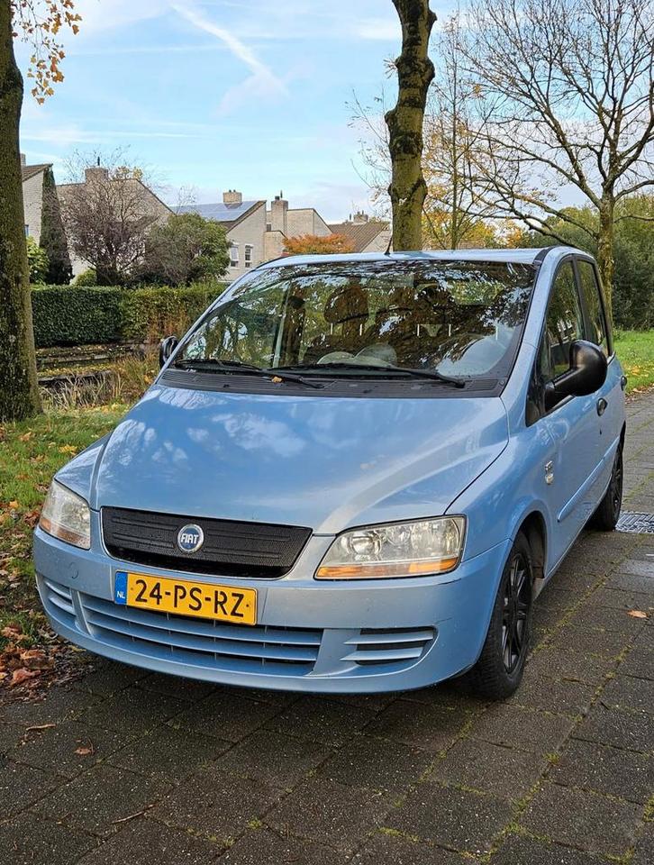 Fiat Multipla 1.6 16V 2004 Blauw, Auto's, Fiat, Particulier, Multipla, ABS, Airconditioning, Centrale vergrendeling, Climate control