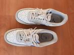 Wit - grijs - blauwe Nike sneaker maat 41, Ophalen of Verzenden, Gedragen, Wit