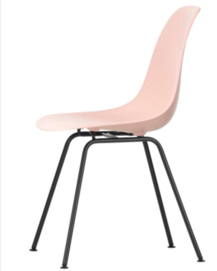 2 VITRA Eetkamerstoelen DSX basic dark onderstel pale rose, Huis en Inrichting, Stoelen, Zo goed als nieuw, Overige kleuren, Ophalen