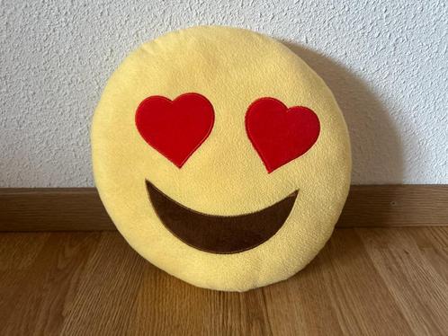 Emoji kussen diameter 26 cm, Huis en Inrichting, Woonaccessoires | Kussens, Geel, Rond, Ophalen of Verzenden