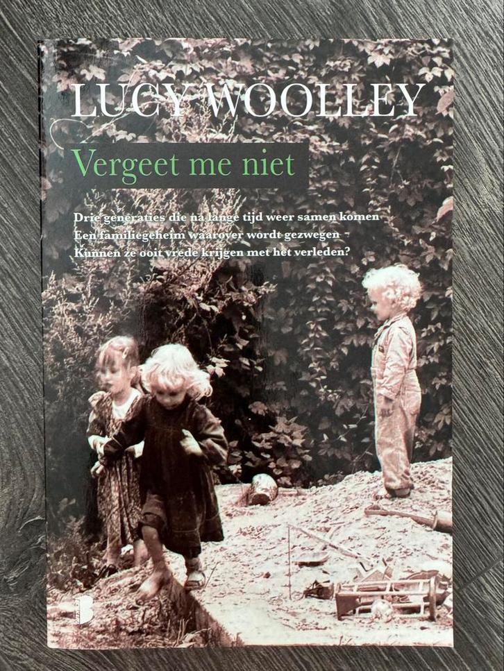 Vergeet me niet - Lucy Woolley, Boeken, Romans, Gelezen, Nederland, Ophalen of Verzenden