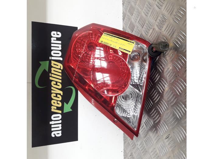 Achterlicht rechts van een Chevrolet Kalos, Auto-onderdelen, Verlichting, Chevrolet, Gebruikt, 3 maanden garantie