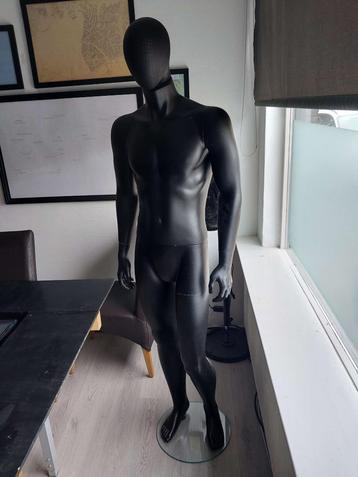 Paspop (Mannequin) beschikbaar voor biedingen