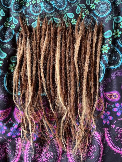 50 nieuwe bruine human hair dread extensions 40-45cm nu 325€, Sieraden, Tassen en Uiterlijk, Uiterlijk | Haarverzorging, Nieuw