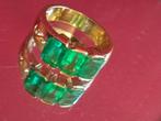 Gouden ring met 3 smaragden 3,00kt, certificaat ALGT, Ophalen of Verzenden, Zo goed als nieuw, Dame of Heer, Met edelsteen