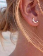 Zilver oorbellen maan moon BULAN handgemaakt Bali nieuw, Kompasstraat 27 2583xv Den Haag, Info@girlslovesports.com, Girls love Sports