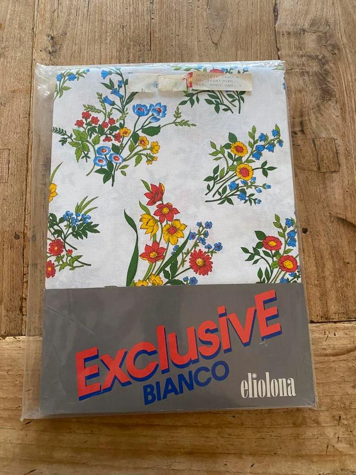 Tafelkleed met servetten van katoen, Huis en Inrichting, Keuken | Textiel, Nieuw, Tafelkleed of Tafelzeil, Overige kleuren, Ophalen of Verzenden