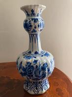 Porceleyne fles royal Delft 28,5cm hoog, Antiek en Kunst, Antiek | Keramiek en Aardewerk, Ophalen of Verzenden