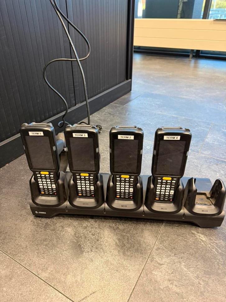 4 Zebra scanners MC330 K komplete set, Computers en Software, Scanners, Zo goed als nieuw, Barcodescanner, Windows, Ingebouwde Wi-Fi