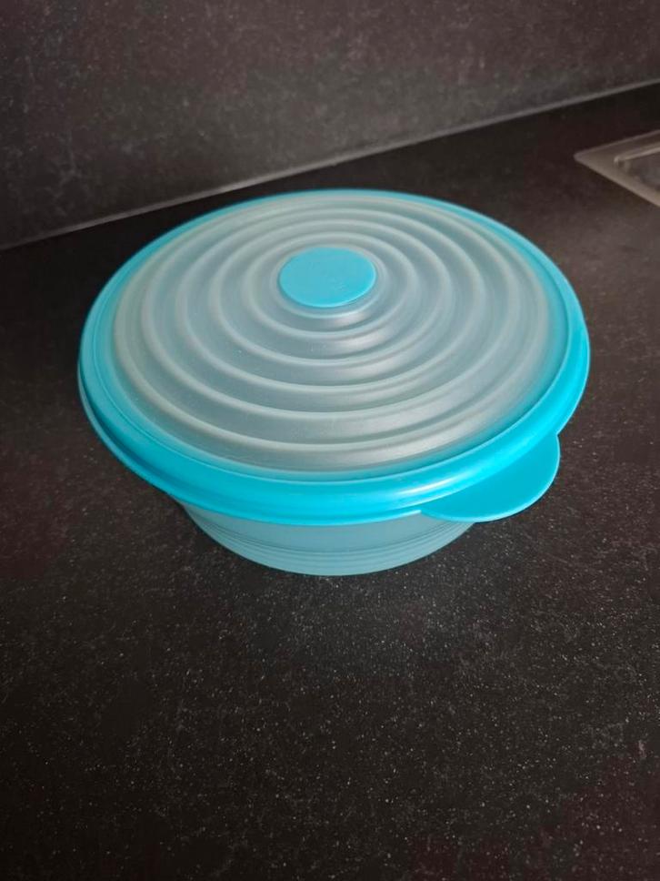 Ronde voorraadbak met flexibele deksel, Huis en Inrichting, Keuken | Tupperware, Gebruikt, Bak of Kom, Blauw, Ophalen of Verzenden