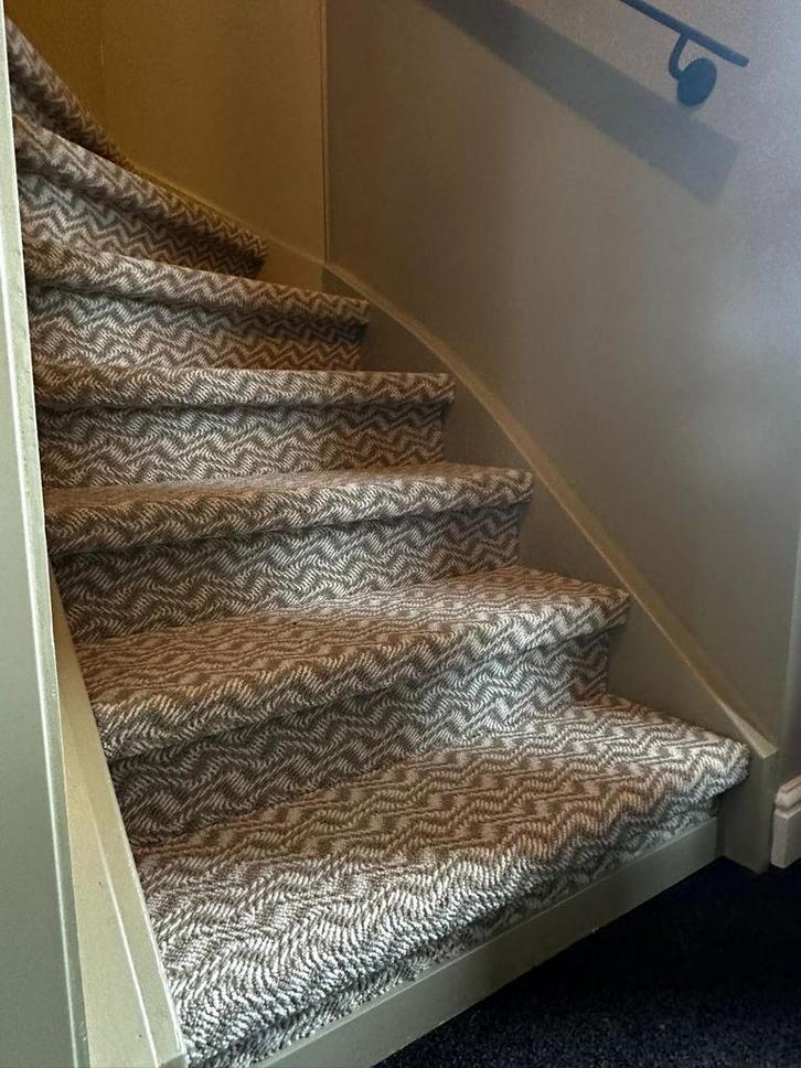 Trap bekleden inc tapijt va €350 trap stofferen keuze=reuze, Huis en Inrichting, Stoffering | Vloerbedekking, Nieuw, Tapijt, minder dan 10 m²