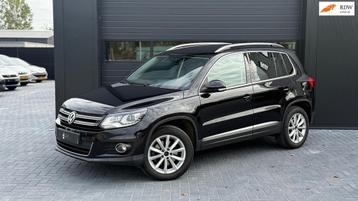 Volkswagen Tiguan 2.0 TSI Sport&Style 4Motion Airco|Trekhaak beschikbaar voor biedingen