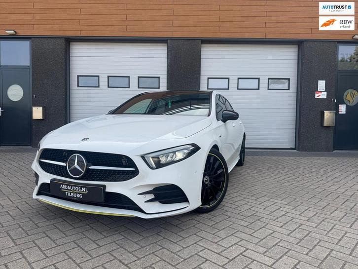 Mercedes-Benz A-klasse 250 AMG Edition 1 Panoramadak ., Auto's, Mercedes-Benz, Bedrijf, Te koop, A-Klasse, 360° camera, ABS, Achteruitrijcamera
