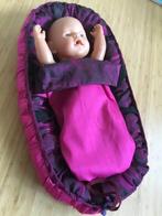 Poppenkleertjes baby pop babynestje. Opbrengst KiKa., Ophalen, Nieuw, Babypop