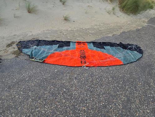 Kite savage 6.5, Watersport en Boten, Kitesurfen, Gebruikt, Kite, 6 m², Geen board, Ophalen of Verzenden
