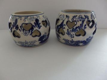 2 oude Delfts Blauwe Waxinelicht houders Handpainted beschikbaar voor biedingen