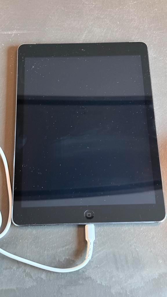 Ipad air 1, Computers en Software, Apple iPads, Zo goed als nieuw, Apple iPad, 10 inch, Ophalen of Verzenden