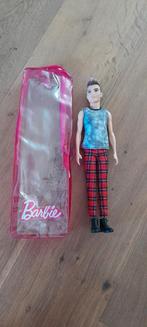 Barbie van man, Kinderen en Baby's, Speelgoed | Poppen, Ophalen of Verzenden, Zo goed als nieuw, Barbie