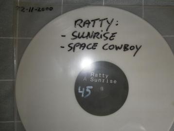 Ratty – Sunrise / Space Cowboy. 2000. Wit. Acid, Hard Trance beschikbaar voor biedingen