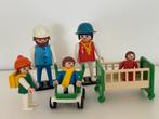 Playmobil gezin met bedje en buggy, Ophalen of Verzenden, Zo goed als nieuw, Complete set