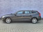 Volvo V60 T3 150 pk Momentum Automaat | Volledig Dealer Onde, Zwart, 4 cilinders, Leder en Stof, Parkeersensor