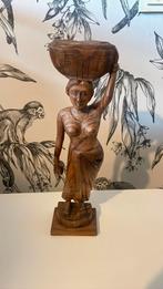 Houtsnijwerk balinese sculptuur, Ophalen