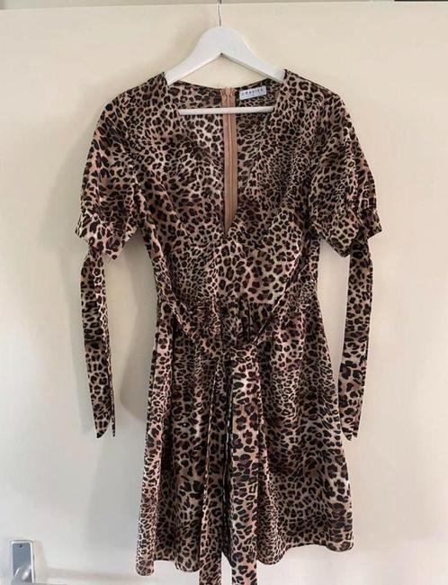 Loavies Panterprint jurk met strik mouwtjes- maat M- Nieuw!, Kleding | Dames, Jurken, Nieuw, Maat 38/40 (M), Bruin, Boven de knie