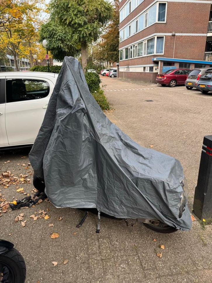 Motorhoes / Scooterhoes - Bescherm uw voertuig!, Fietsen en Brommers, Brommers | Toebehoren, Gebruikt, Overige typen, Ophalen of Verzenden