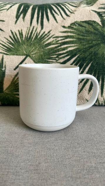 Studio.W Matte White Speckle Mug – New Bone China beschikbaar voor biedingen
