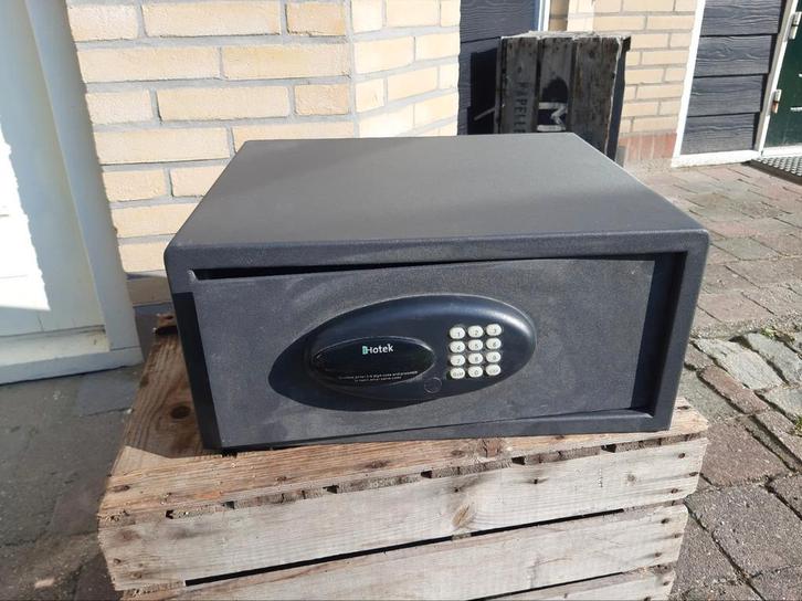 Hotelkluis laptopkluis met code te koop, Diversen, Rommelmarktspullen, Gebruikt, Ophalen