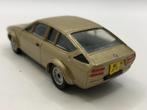Solido 1305 Alfa Romeo Alfetta GTV goudkleur -GOED- M26, Hobby en Vrije tijd, Modelauto's | 1:43, Gebruikt, Auto, Solido, Ophalen of Verzenden